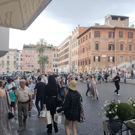Nice In The Center Of * Rome