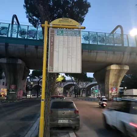 Nice In The Center Of * Rome